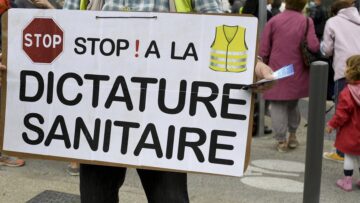 FRANCE-HEALTH-VIRUS-ECONOMY-RESTAURANTS-BARS